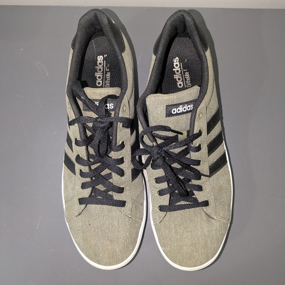 Adidas Men's Black and Gray Sneakers